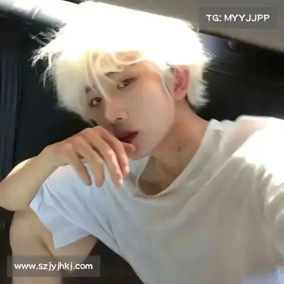 薄发华